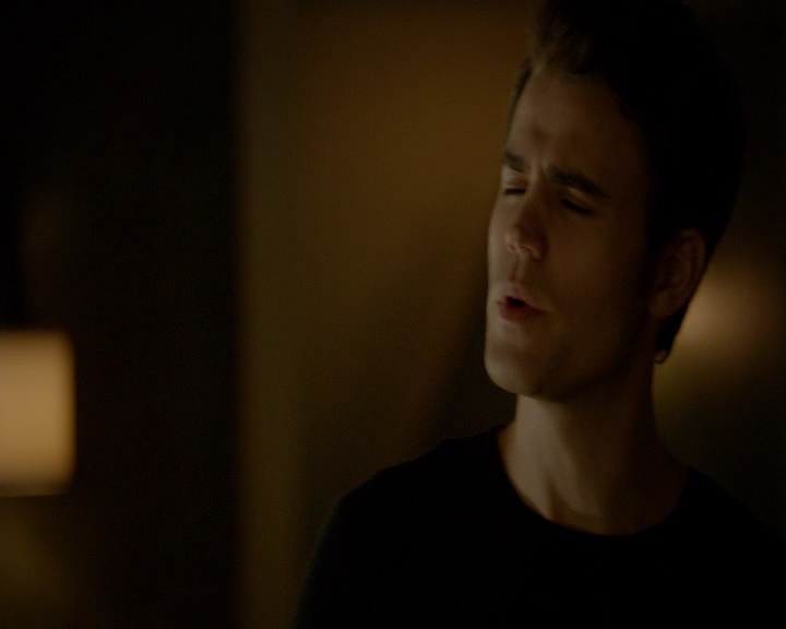 VampireDiaries-dot-nl_VVampireDiaries-dot-nl_VampireDiaries-8x07TheNextTimeIHurtSomebodyItCouldBeYou0404.jpg