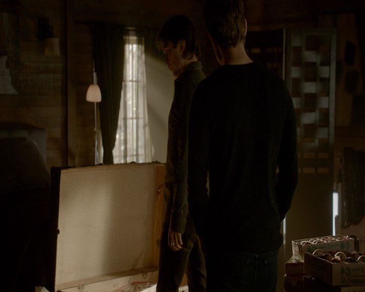 VampireDiaries-dot-nl_VVampireDiaries-dot-nl_VampireDiaries-8x07TheNextTimeIHurtSomebodyItCouldBeYou0414.jpg