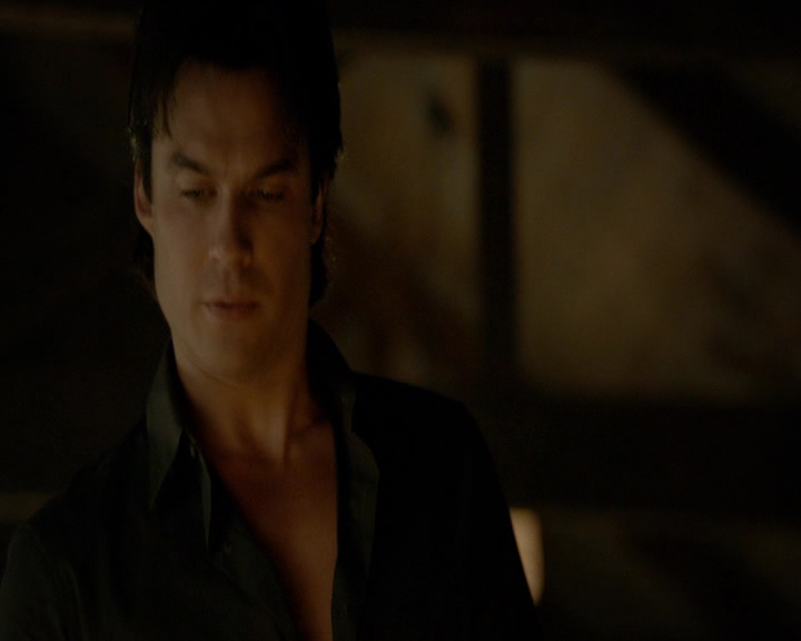 VampireDiaries-dot-nl_VVampireDiaries-dot-nl_VampireDiaries-8x07TheNextTimeIHurtSomebodyItCouldBeYou0416.jpg