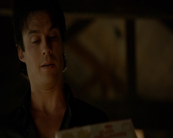 VampireDiaries-dot-nl_VVampireDiaries-dot-nl_VampireDiaries-8x07TheNextTimeIHurtSomebodyItCouldBeYou0420.jpg