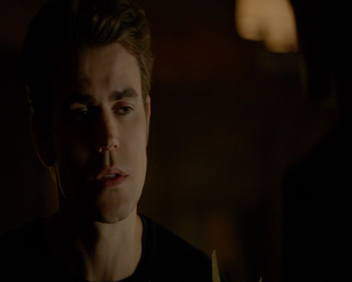 VampireDiaries-dot-nl_VVampireDiaries-dot-nl_VampireDiaries-8x07TheNextTimeIHurtSomebodyItCouldBeYou0439.jpg