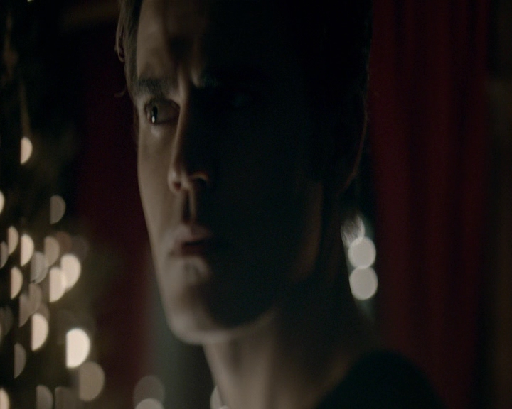 VampireDiaries-dot-nl_VVampireDiaries-dot-nl_VampireDiaries-8x07TheNextTimeIHurtSomebodyItCouldBeYou0485.jpg