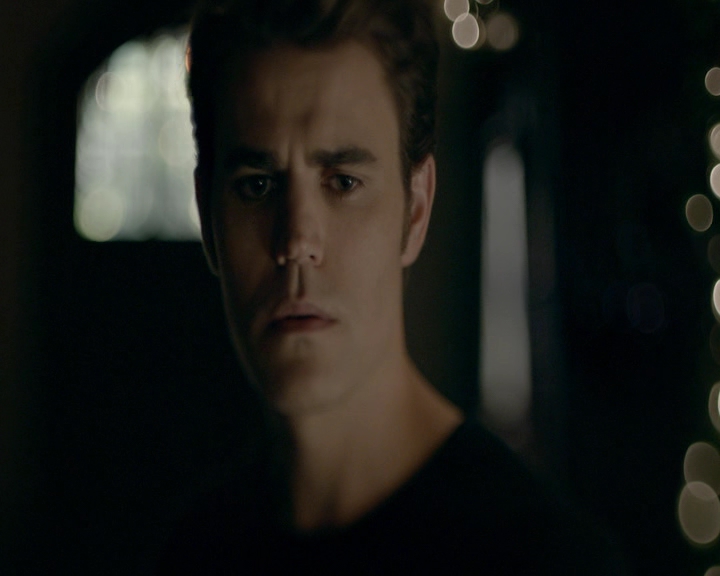 VampireDiaries-dot-nl_VVampireDiaries-dot-nl_VampireDiaries-8x07TheNextTimeIHurtSomebodyItCouldBeYou0491.jpg