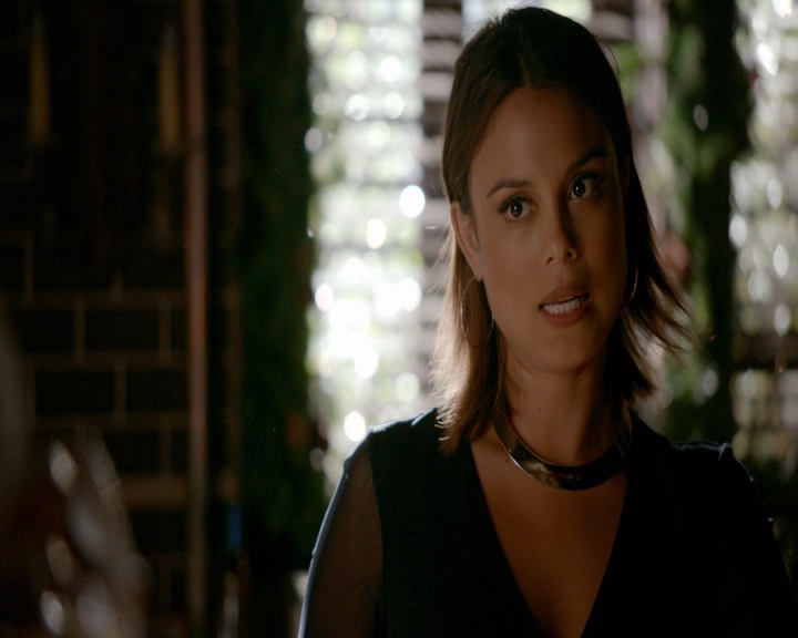 VampireDiaries-dot-nl_VVampireDiaries-dot-nl_VampireDiaries-8x07TheNextTimeIHurtSomebodyItCouldBeYou0583.jpg