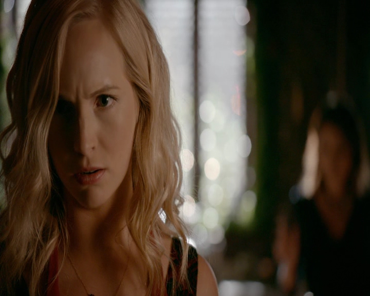 VampireDiaries-dot-nl_VVampireDiaries-dot-nl_VampireDiaries-8x07TheNextTimeIHurtSomebodyItCouldBeYou0612.jpg