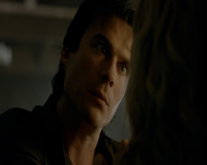 VampireDiaries-dot-nl_VVampireDiaries-dot-nl_VampireDiaries-8x07TheNextTimeIHurtSomebodyItCouldBeYou0708.jpg