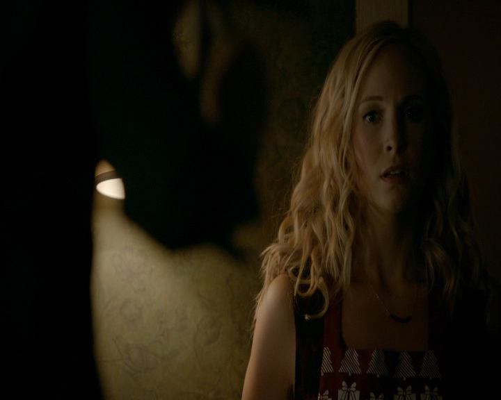 VampireDiaries-dot-nl_VVampireDiaries-dot-nl_VampireDiaries-8x07TheNextTimeIHurtSomebodyItCouldBeYou0722.jpg