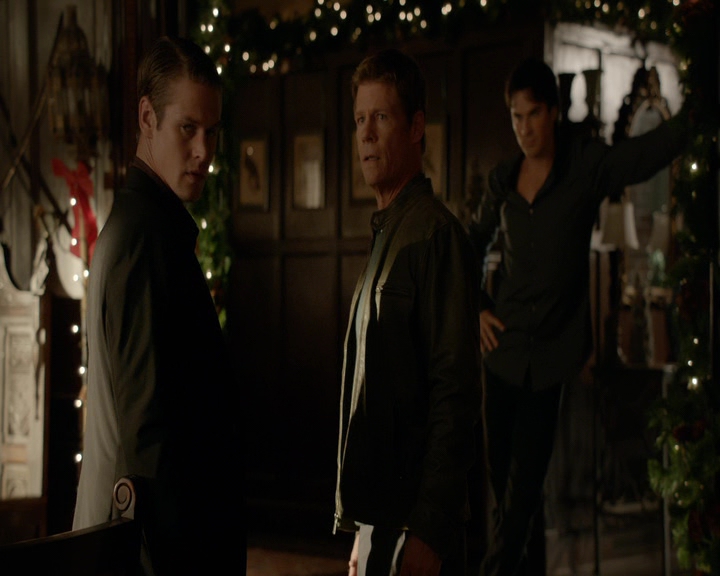 VampireDiaries-dot-nl_VVampireDiaries-dot-nl_VampireDiaries-8x07TheNextTimeIHurtSomebodyItCouldBeYou0808.jpg