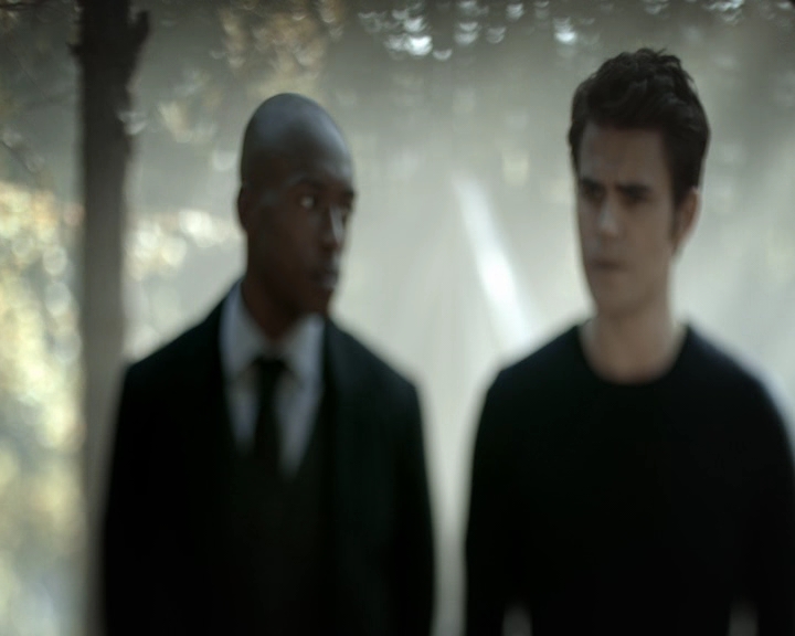 VampireDiaries-dot-nl_VVampireDiaries-dot-nl_VampireDiaries-8x07TheNextTimeIHurtSomebodyItCouldBeYou0815.jpg