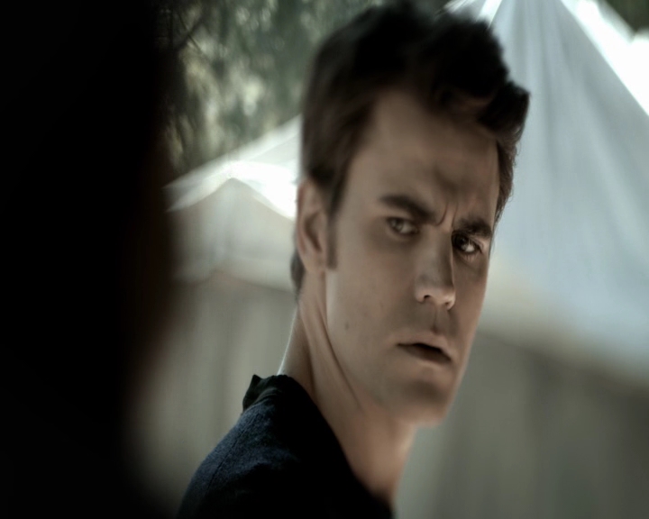 VampireDiaries-dot-nl_VVampireDiaries-dot-nl_VampireDiaries-8x07TheNextTimeIHurtSomebodyItCouldBeYou0868.jpg