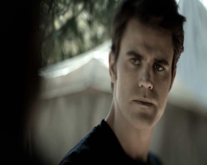 VampireDiaries-dot-nl_VVampireDiaries-dot-nl_VampireDiaries-8x07TheNextTimeIHurtSomebodyItCouldBeYou0883.jpg