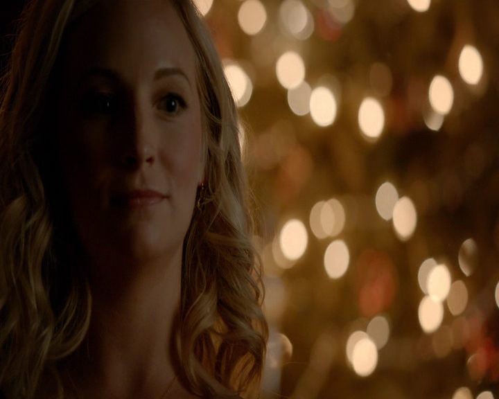 VampireDiaries-dot-nl_VVampireDiaries-dot-nl_VampireDiaries-8x07TheNextTimeIHurtSomebodyItCouldBeYou0908.jpg