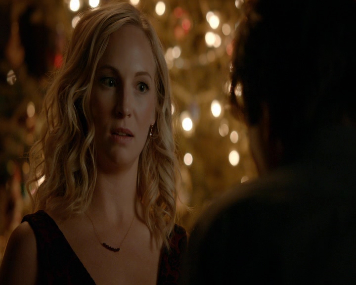 VampireDiaries-dot-nl_VVampireDiaries-dot-nl_VampireDiaries-8x07TheNextTimeIHurtSomebodyItCouldBeYou0924.jpg