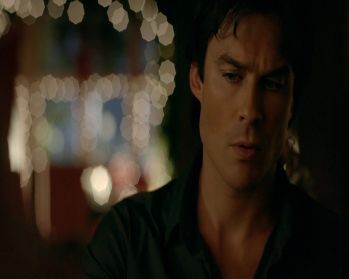 VampireDiaries-dot-nl_VVampireDiaries-dot-nl_VampireDiaries-8x07TheNextTimeIHurtSomebodyItCouldBeYou0928.jpg