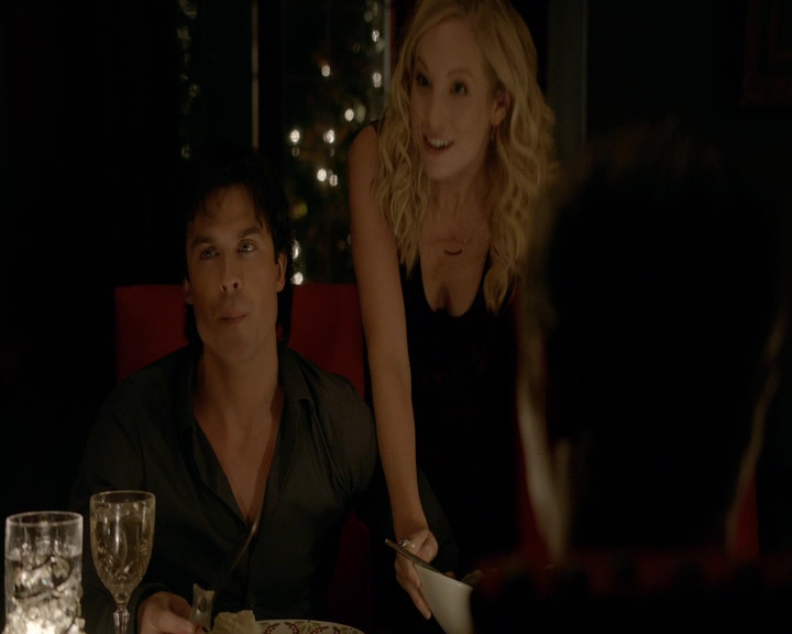 VampireDiaries-dot-nl_VVampireDiaries-dot-nl_VampireDiaries-8x07TheNextTimeIHurtSomebodyItCouldBeYou1065.jpg