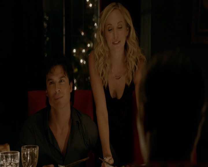 VampireDiaries-dot-nl_VVampireDiaries-dot-nl_VampireDiaries-8x07TheNextTimeIHurtSomebodyItCouldBeYou1066.jpg