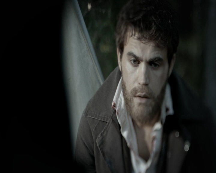 VampireDiaries-dot-nl_VVampireDiaries-dot-nl_VampireDiaries-8x07TheNextTimeIHurtSomebodyItCouldBeYou1224.jpg