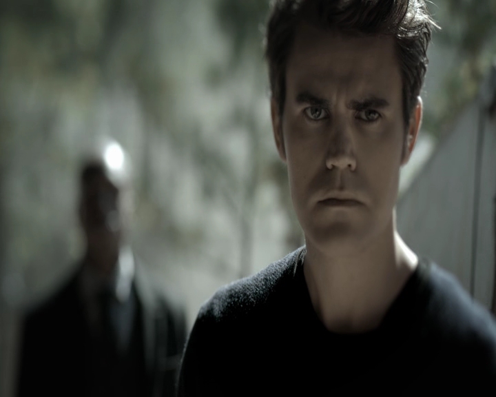 VampireDiaries-dot-nl_VVampireDiaries-dot-nl_VampireDiaries-8x07TheNextTimeIHurtSomebodyItCouldBeYou1235.jpg