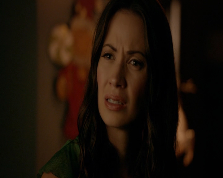 VampireDiaries-dot-nl_VVampireDiaries-dot-nl_VampireDiaries-8x07TheNextTimeIHurtSomebodyItCouldBeYou1323.jpg