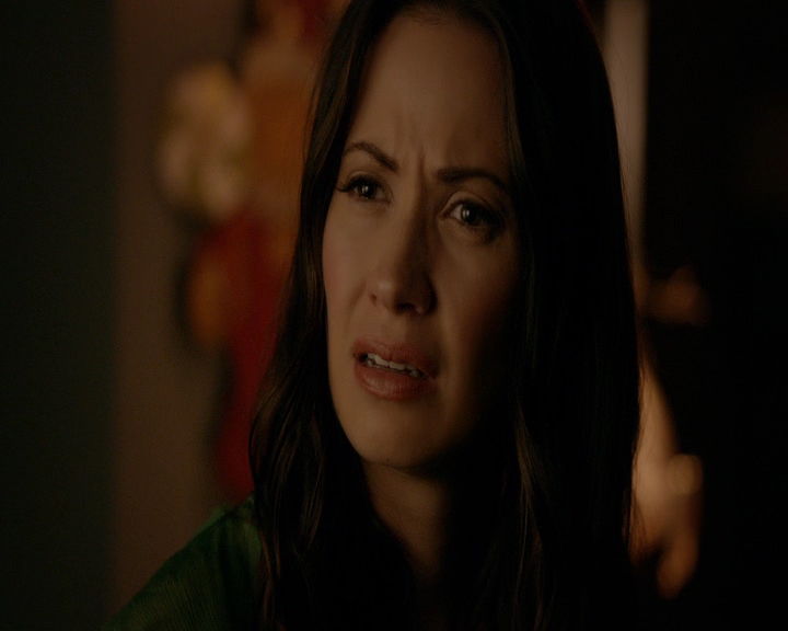 VampireDiaries-dot-nl_VVampireDiaries-dot-nl_VampireDiaries-8x07TheNextTimeIHurtSomebodyItCouldBeYou1325.jpg