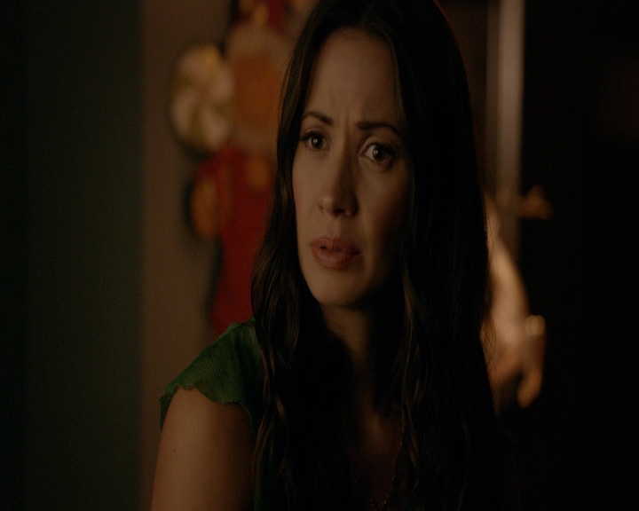 VampireDiaries-dot-nl_VVampireDiaries-dot-nl_VampireDiaries-8x07TheNextTimeIHurtSomebodyItCouldBeYou1353.jpg