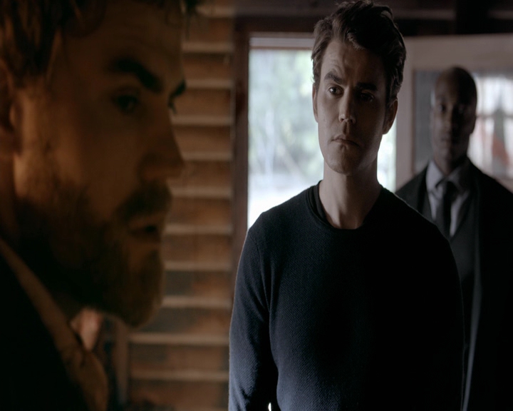 VampireDiaries-dot-nl_VVampireDiaries-dot-nl_VampireDiaries-8x07TheNextTimeIHurtSomebodyItCouldBeYou1370.jpg