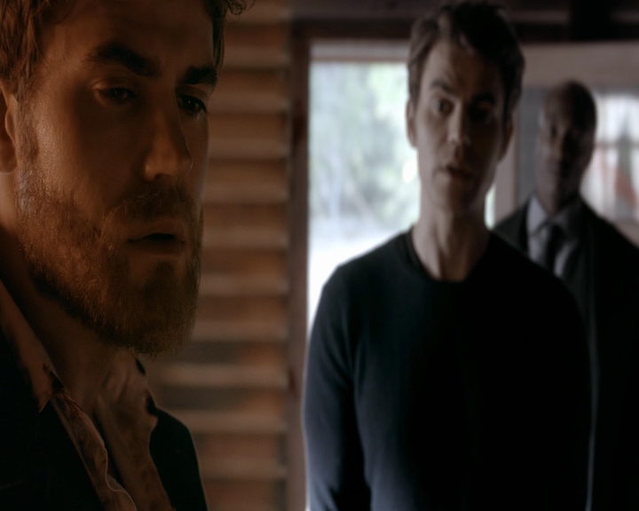 VampireDiaries-dot-nl_VVampireDiaries-dot-nl_VampireDiaries-8x07TheNextTimeIHurtSomebodyItCouldBeYou1379.jpg