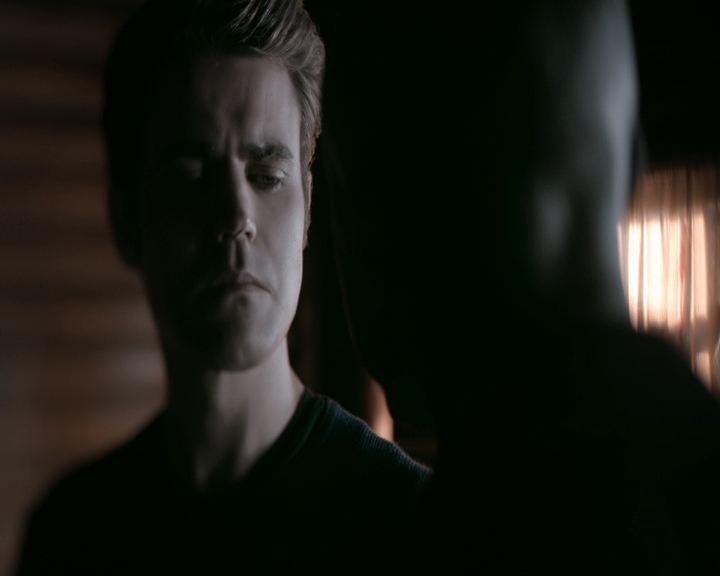 VampireDiaries-dot-nl_VVampireDiaries-dot-nl_VampireDiaries-8x07TheNextTimeIHurtSomebodyItCouldBeYou1407.jpg