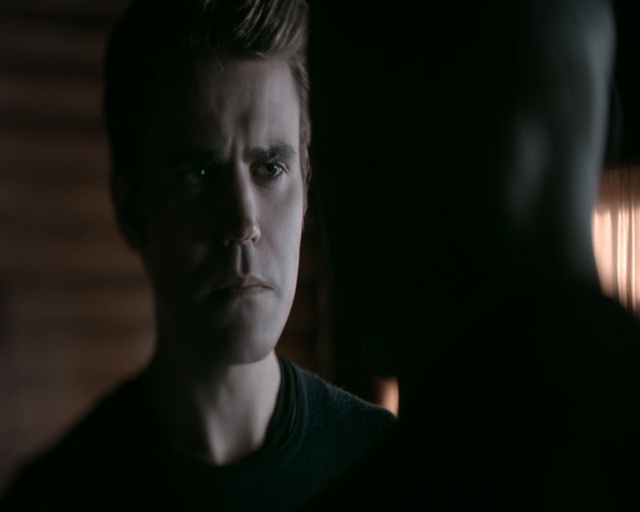 VampireDiaries-dot-nl_VVampireDiaries-dot-nl_VampireDiaries-8x07TheNextTimeIHurtSomebodyItCouldBeYou1427.jpg