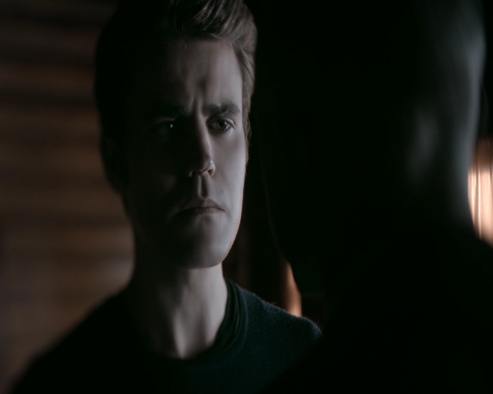 VampireDiaries-dot-nl_VVampireDiaries-dot-nl_VampireDiaries-8x07TheNextTimeIHurtSomebodyItCouldBeYou1432.jpg