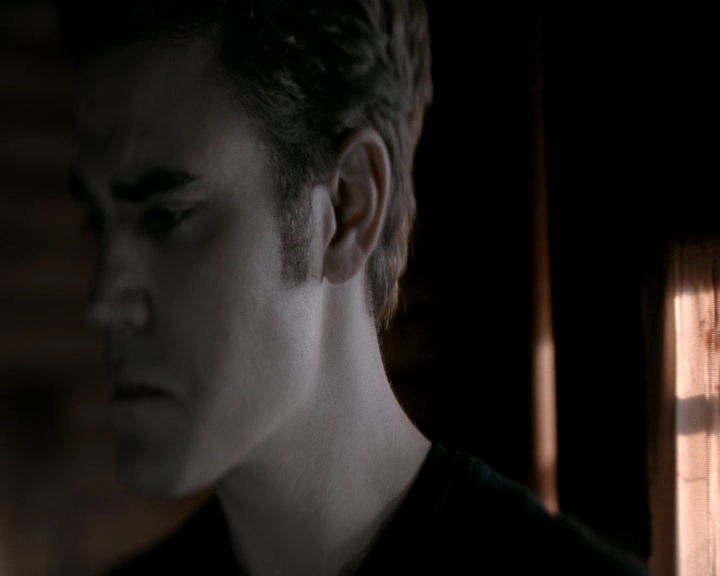 VampireDiaries-dot-nl_VVampireDiaries-dot-nl_VampireDiaries-8x07TheNextTimeIHurtSomebodyItCouldBeYou1441.jpg