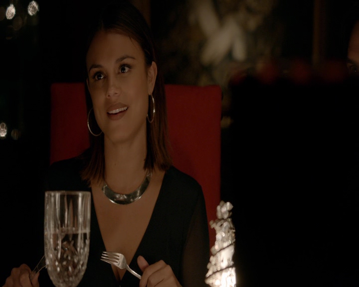 VampireDiaries-dot-nl_VVampireDiaries-dot-nl_VampireDiaries-8x07TheNextTimeIHurtSomebodyItCouldBeYou1520.jpg