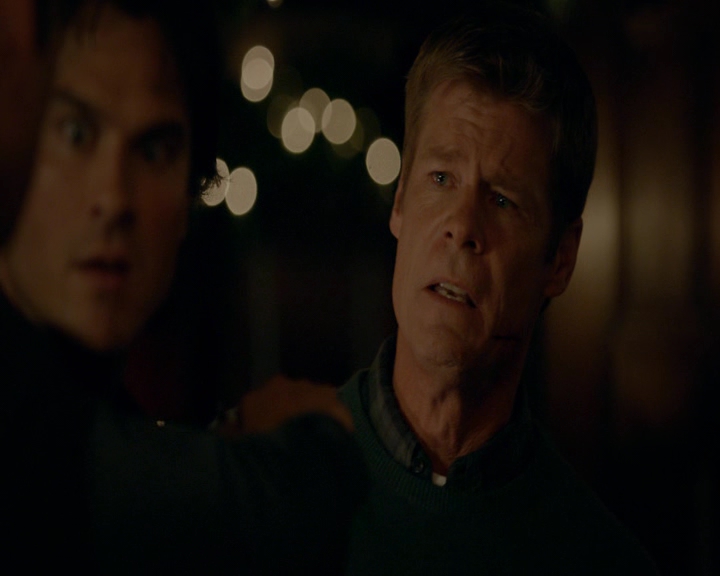 VampireDiaries-dot-nl_VVampireDiaries-dot-nl_VampireDiaries-8x07TheNextTimeIHurtSomebodyItCouldBeYou1570.jpg