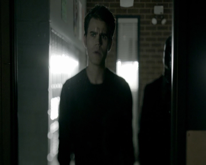 VampireDiaries-dot-nl_VVampireDiaries-dot-nl_VampireDiaries-8x07TheNextTimeIHurtSomebodyItCouldBeYou1604.jpg