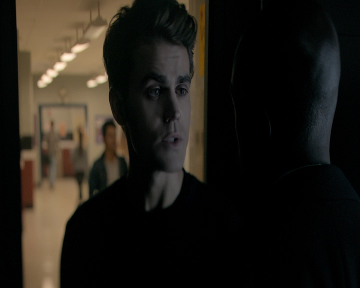 VampireDiaries-dot-nl_VVampireDiaries-dot-nl_VampireDiaries-8x07TheNextTimeIHurtSomebodyItCouldBeYou1636.jpg