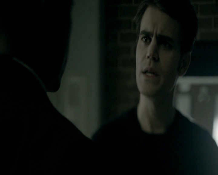 VampireDiaries-dot-nl_VVampireDiaries-dot-nl_VampireDiaries-8x07TheNextTimeIHurtSomebodyItCouldBeYou1673.jpg