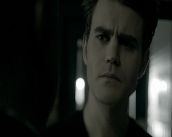 VampireDiaries-dot-nl_VVampireDiaries-dot-nl_VampireDiaries-8x07TheNextTimeIHurtSomebodyItCouldBeYou1680.jpg