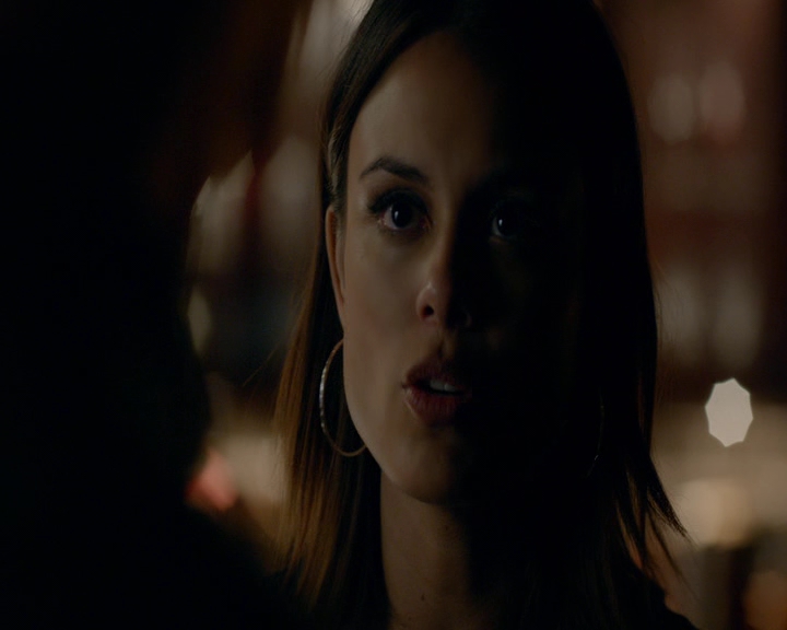 VampireDiaries-dot-nl_VVampireDiaries-dot-nl_VampireDiaries-8x07TheNextTimeIHurtSomebodyItCouldBeYou1714.jpg