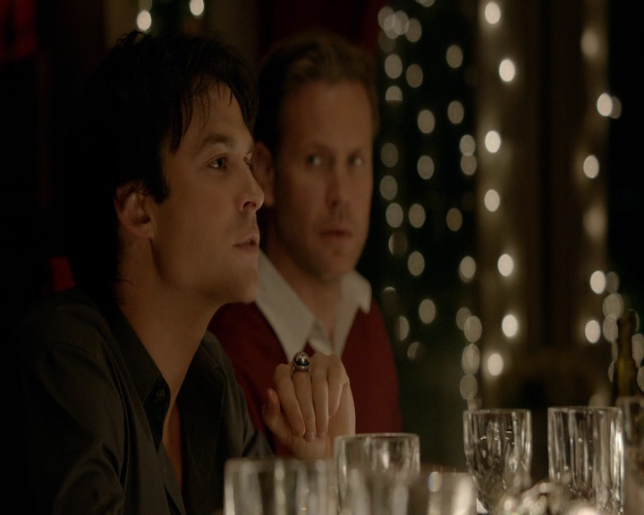 VampireDiaries-dot-nl_VVampireDiaries-dot-nl_VampireDiaries-8x07TheNextTimeIHurtSomebodyItCouldBeYou1721.jpg