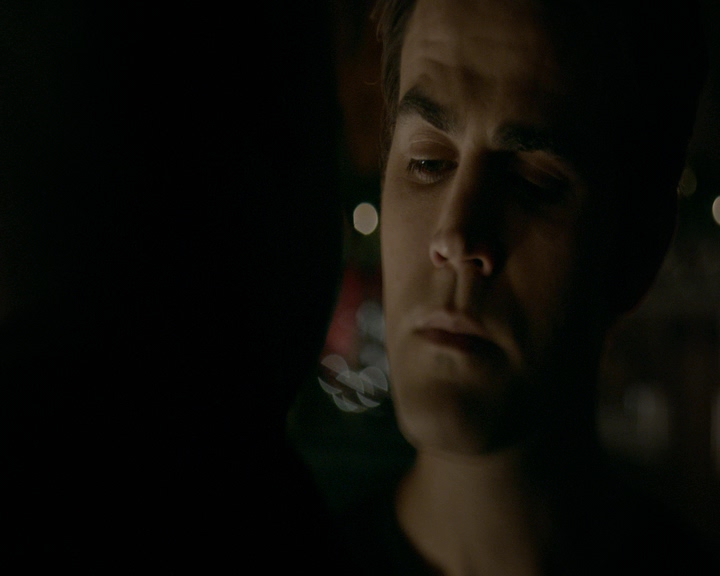 VampireDiaries-dot-nl_VVampireDiaries-dot-nl_VampireDiaries-8x07TheNextTimeIHurtSomebodyItCouldBeYou1809.jpg