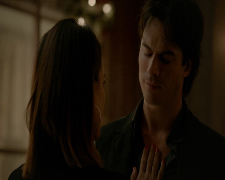 VampireDiaries-dot-nl_VVampireDiaries-dot-nl_VampireDiaries-8x07TheNextTimeIHurtSomebodyItCouldBeYou1851.jpg