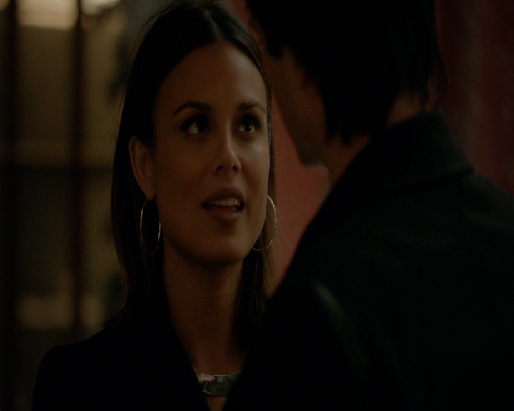 VampireDiaries-dot-nl_VVampireDiaries-dot-nl_VampireDiaries-8x07TheNextTimeIHurtSomebodyItCouldBeYou1854.jpg