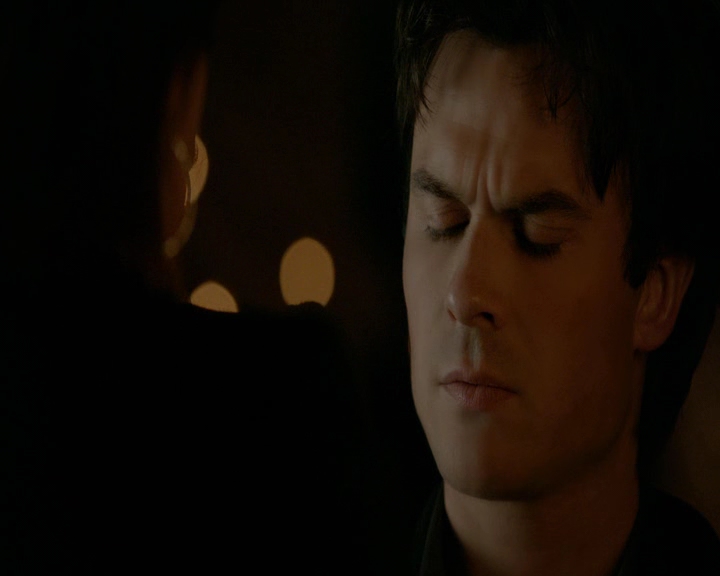 VampireDiaries-dot-nl_VVampireDiaries-dot-nl_VampireDiaries-8x07TheNextTimeIHurtSomebodyItCouldBeYou1879.jpg