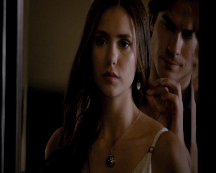 VampireDiaries-dot-nl_VVampireDiaries-dot-nl_VampireDiaries-8x07TheNextTimeIHurtSomebodyItCouldBeYou1881.jpg