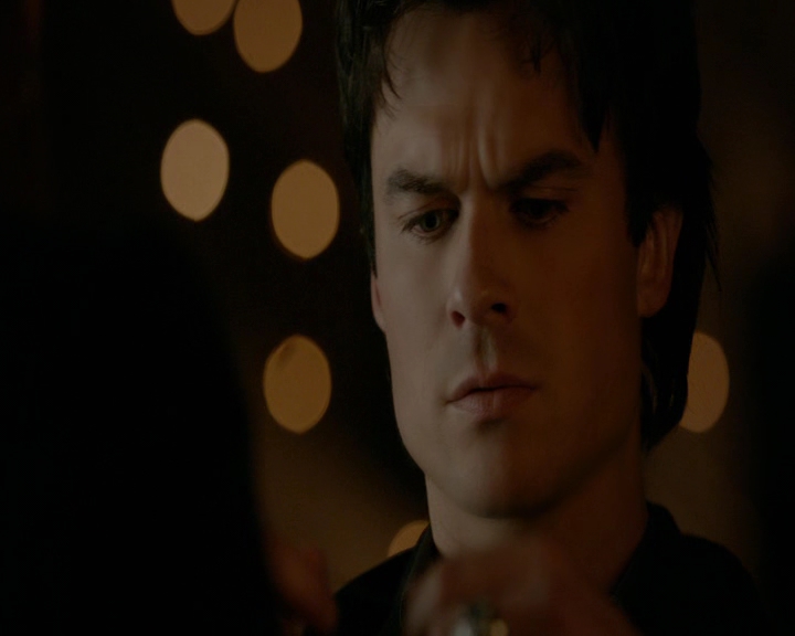 VampireDiaries-dot-nl_VVampireDiaries-dot-nl_VampireDiaries-8x07TheNextTimeIHurtSomebodyItCouldBeYou1886.jpg