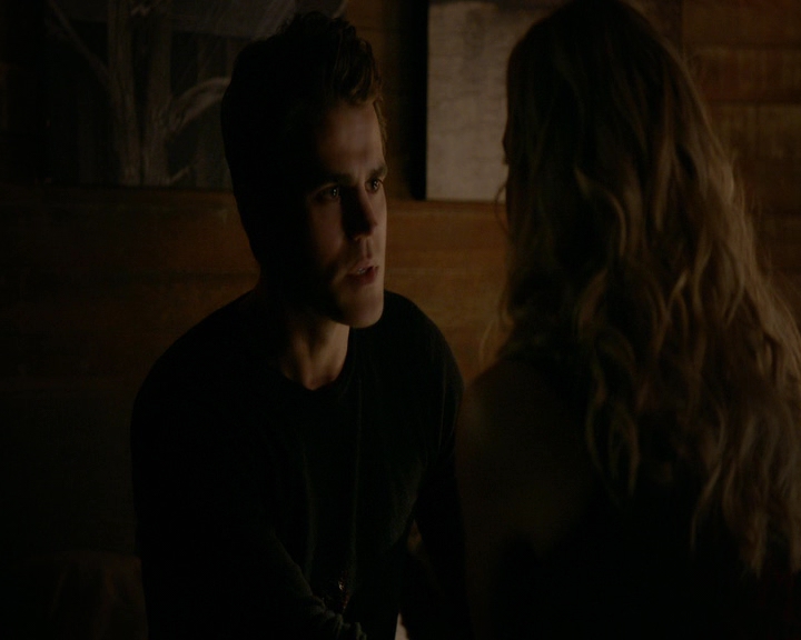 VampireDiaries-dot-nl_VVampireDiaries-dot-nl_VampireDiaries-8x07TheNextTimeIHurtSomebodyItCouldBeYou2019.jpg