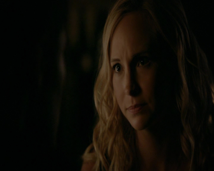 VampireDiaries-dot-nl_VVampireDiaries-dot-nl_VampireDiaries-8x07TheNextTimeIHurtSomebodyItCouldBeYou2023.jpg