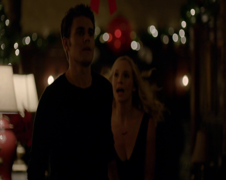 VampireDiaries-dot-nl_VVampireDiaries-dot-nl_VampireDiaries-8x07TheNextTimeIHurtSomebodyItCouldBeYou2032.jpg