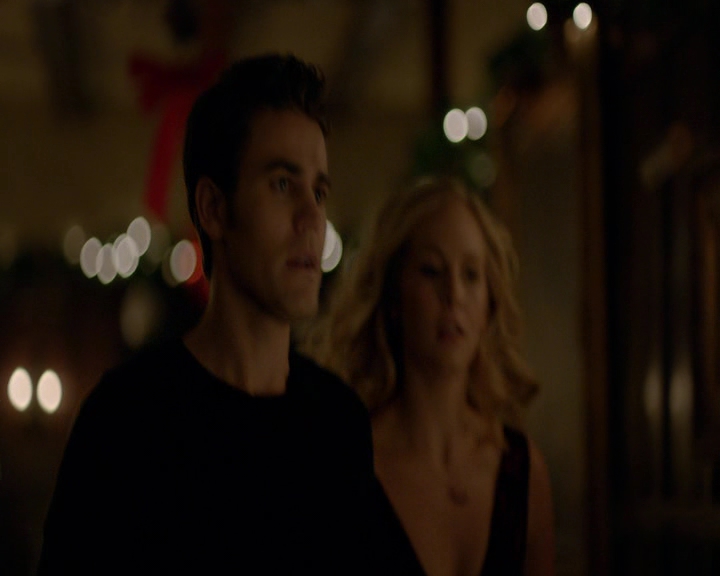 VampireDiaries-dot-nl_VVampireDiaries-dot-nl_VampireDiaries-8x07TheNextTimeIHurtSomebodyItCouldBeYou2033.jpg