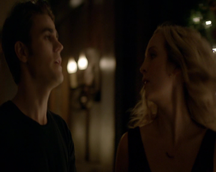 VampireDiaries-dot-nl_VVampireDiaries-dot-nl_VampireDiaries-8x07TheNextTimeIHurtSomebodyItCouldBeYou2034.jpg